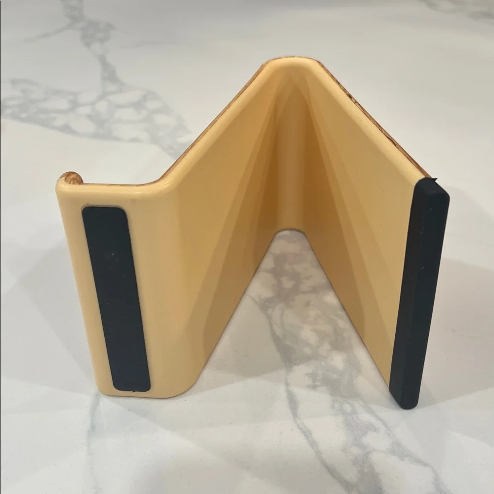 Brookstone COOKBOOK & TABLET PHONE STAND!!